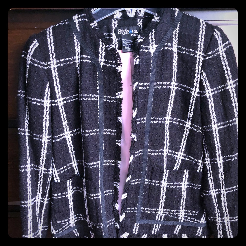 Excellent condition tweed blazer